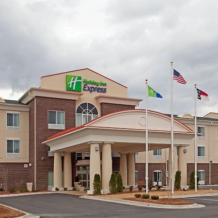 Holiday Inn Express Pembroke By Ihg Esterno foto