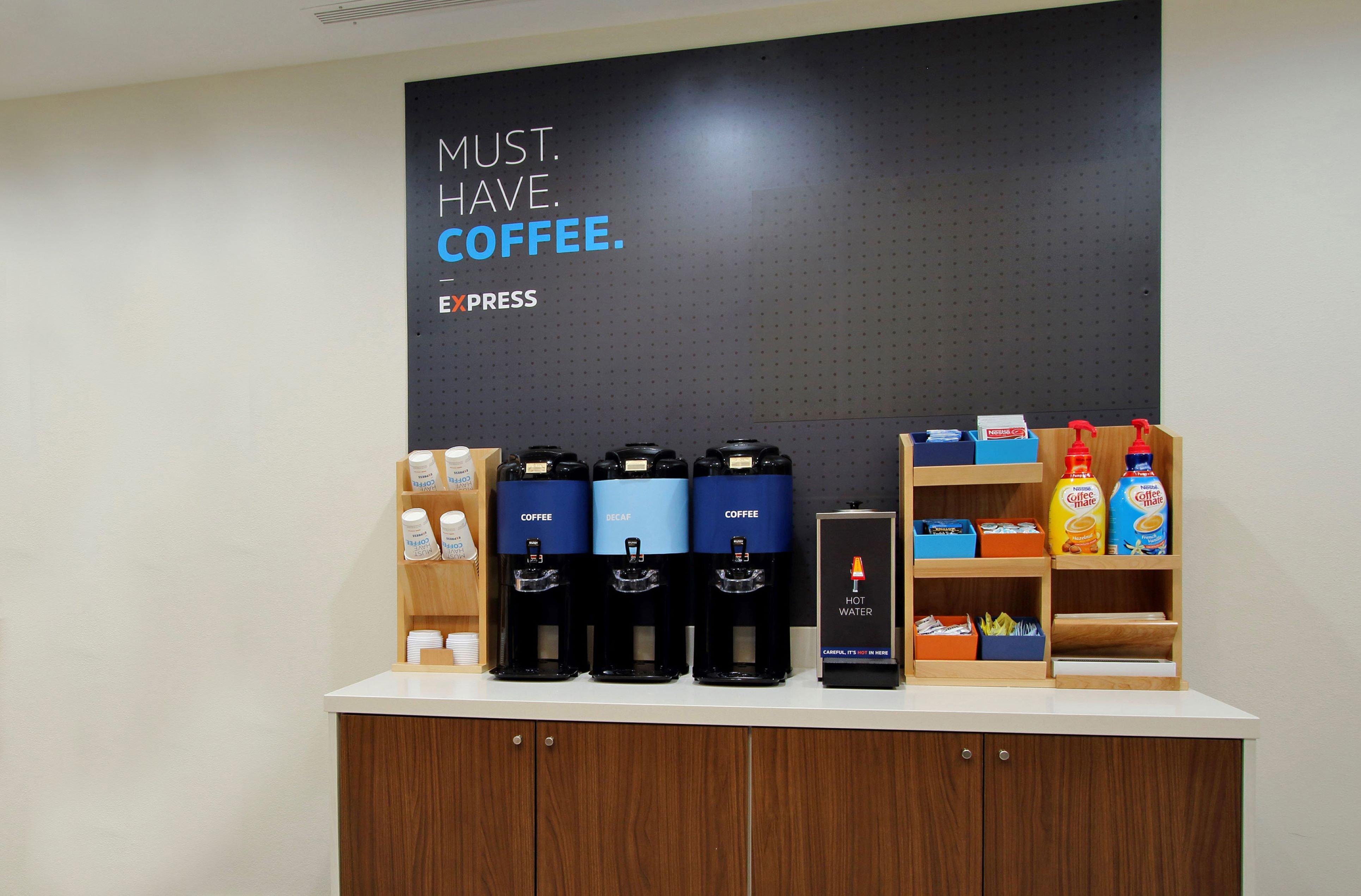 Holiday Inn Express Pembroke By Ihg Esterno foto
